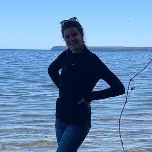 Meet your Posher, Charlotte